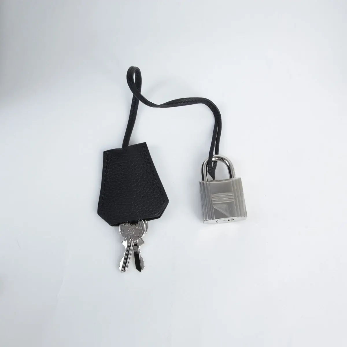 HERMÈS HAC 40 Bag: Noir Togo Leather & Palladium 10 HERMÈS HAC 40 Bag: Noir Togo Leather & Palladium - Image 10