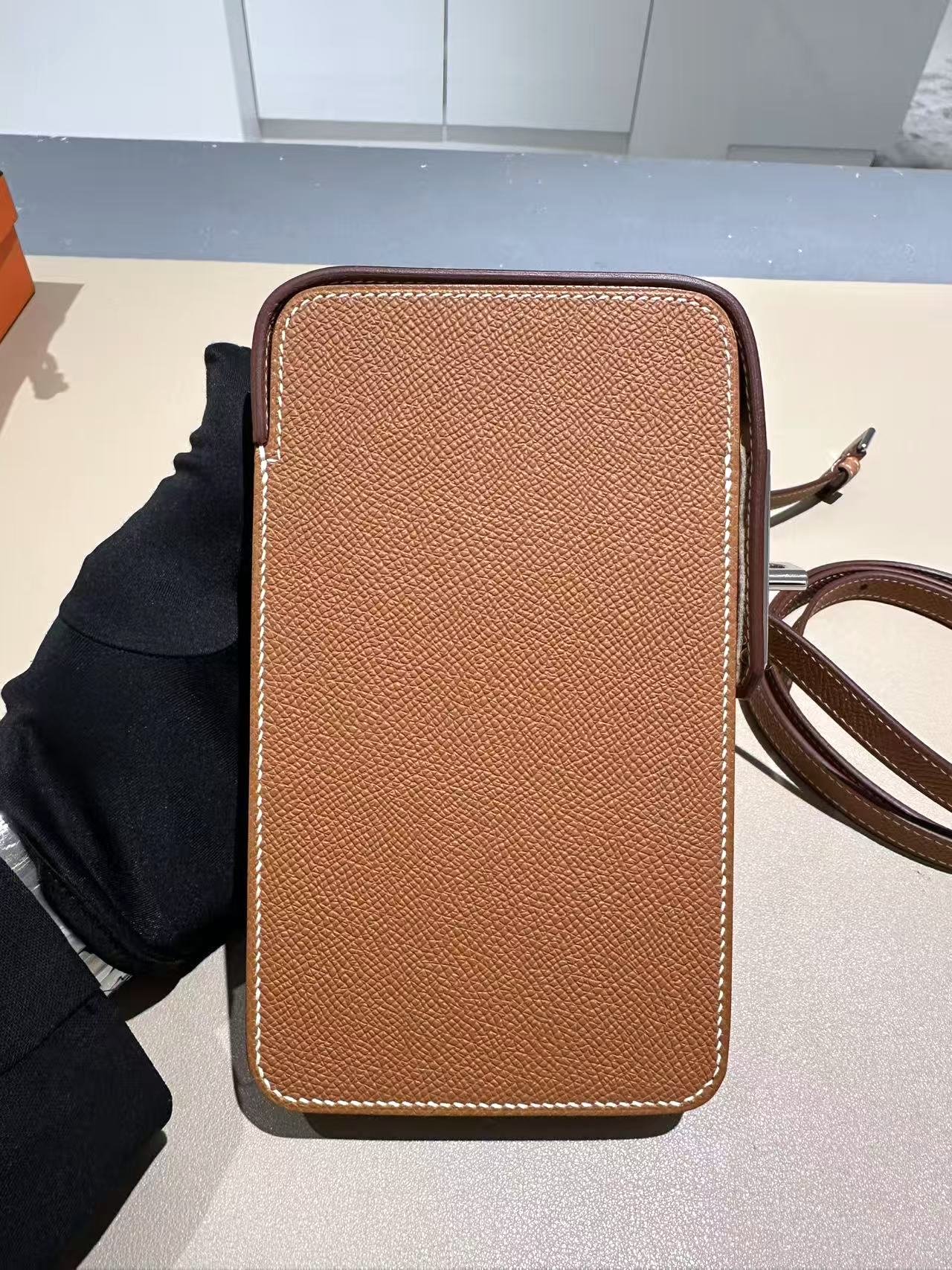 HERMÈS Hac à Box Phone Case: Gold Epsom Leather 8 HERMÈS Hac à Box Phone Case: Gold Epsom Leather - Image 8