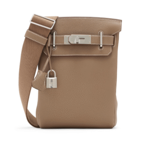 AN ÉTOUPE TOGO LEATHER HAC A DOS PM WITH PALLADIUM HARDWARE